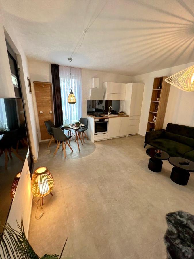 Apartment Cube A