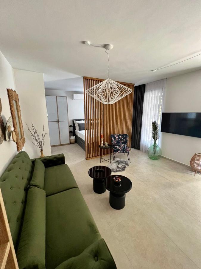 Apartment Cube A *
